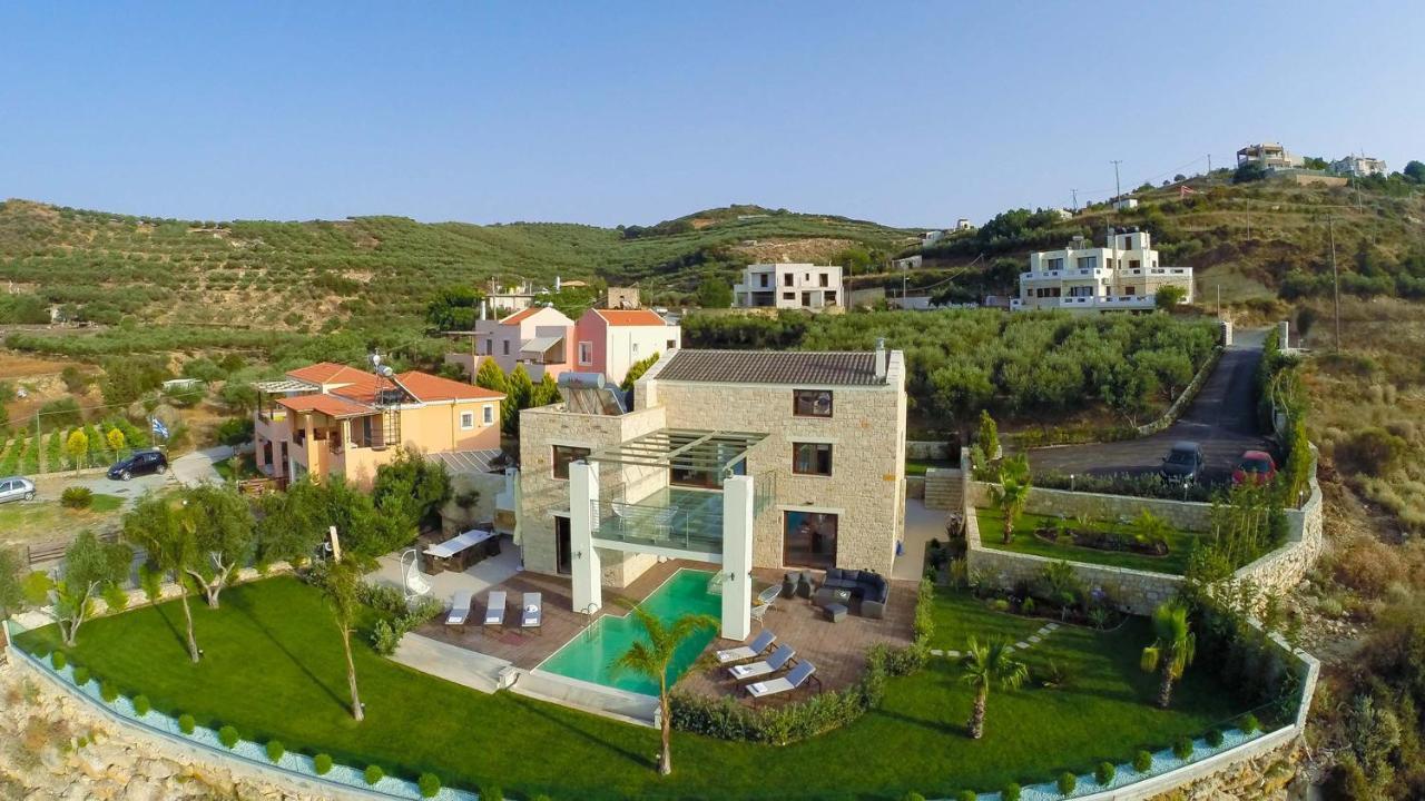 Villa Emilia I Luxury, Amazing Seaview, Next To The Town Kíssamos Екстериор снимка