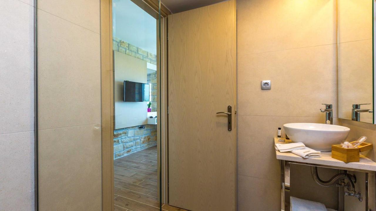 Villa Emilia I Luxury, Amazing Seaview, Next To The Town Kíssamos Екстериор снимка
