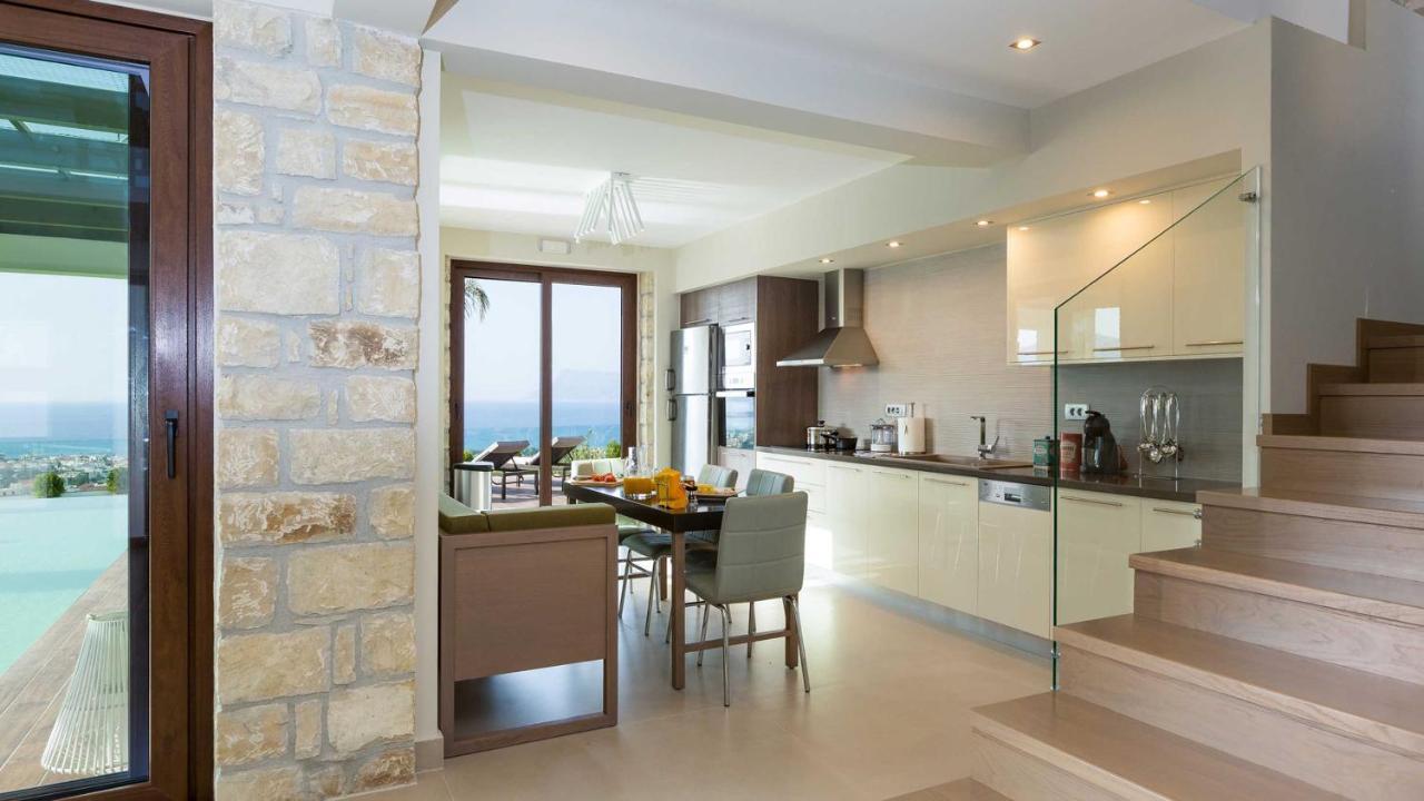 Villa Emilia I Luxury, Amazing Seaview, Next To The Town Kíssamos Екстериор снимка