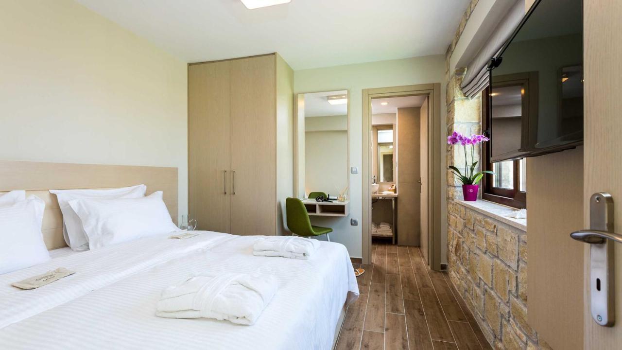 Villa Emilia I Luxury, Amazing Seaview, Next To The Town Kíssamos Екстериор снимка