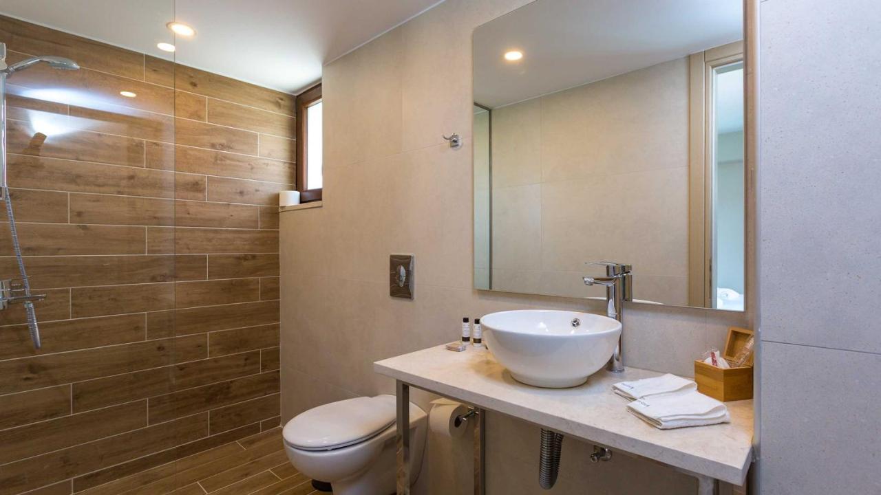 Villa Emilia I Luxury, Amazing Seaview, Next To The Town Kíssamos Екстериор снимка